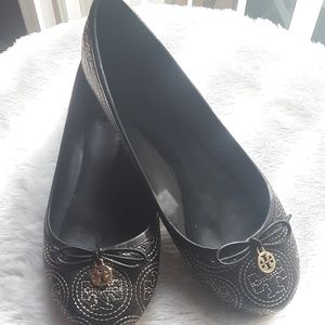 Tory Burch Embroidered Logo Flats